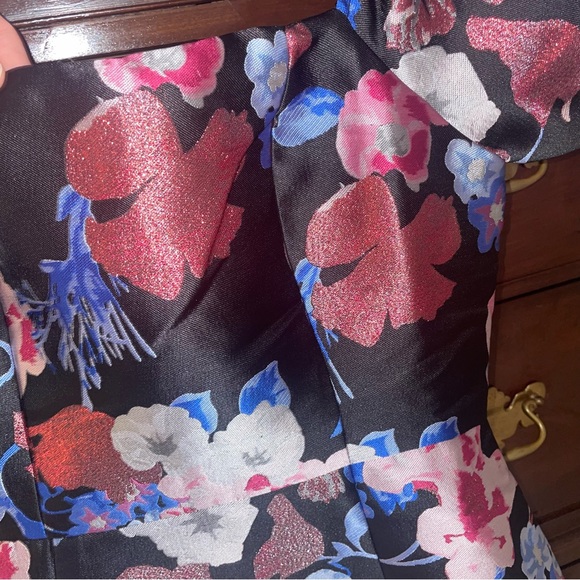 Lulu’s Jacquard Dress - Picture 8 of 10